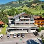 Hotel Wander- Und Erika 3*