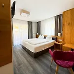 Hotel Wander- Und Erika Wagrain