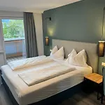 Hotel Wander- Und Erika 3*
