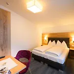 Hotel Wander- Und Erika Wagrain