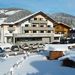 Hotel Wander- Und Erika 3*