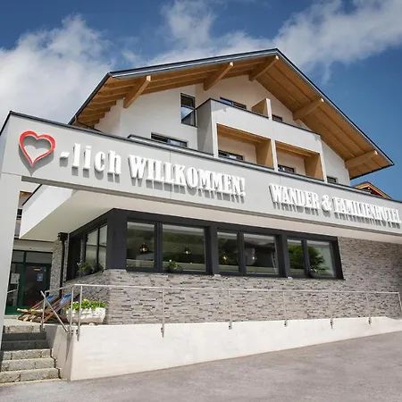 ホテル Wander- Und Erika ヴァークライン