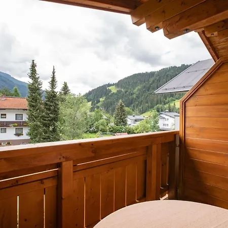 Wander- Und Erika Wagrain