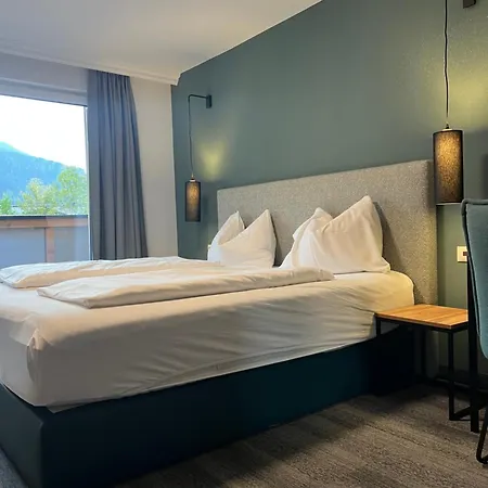 Wander- Und Erika Wagrain