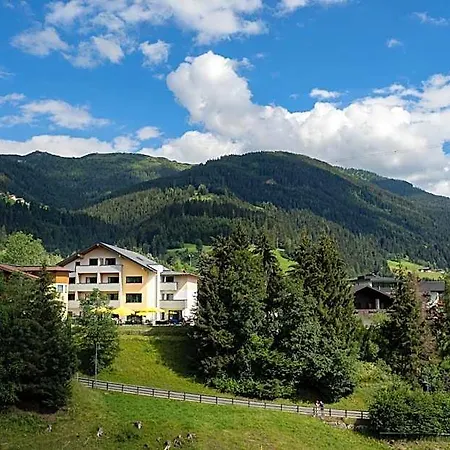 Hotel Wander- Und Erika Wagrain