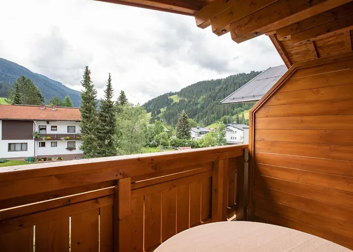 Wander- Und Erika Wagrain