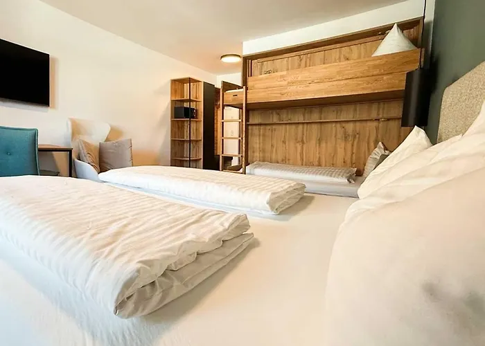 Wander- Und Erika Wagrain