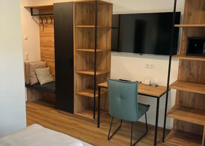 Hotel Wander- Und Erika 3*